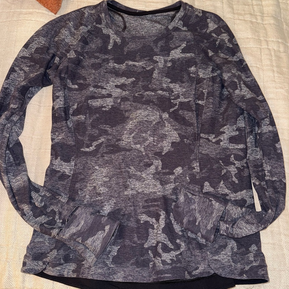 Lululemon Gray Camo Long Sleeve Shirt 12